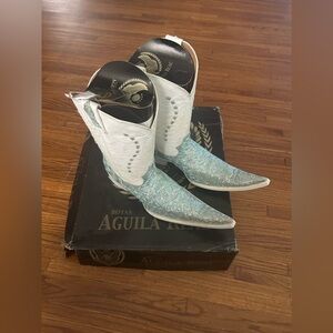 Cowboy boots size 8.5